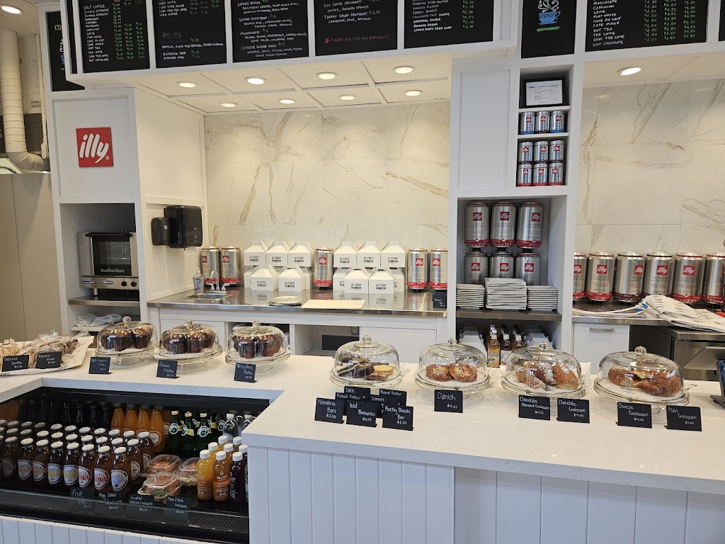 Avenue Cafe + Bistro