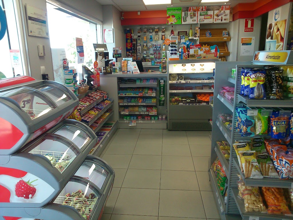 Estacion De Servicio El Helmantico S L — Alimento