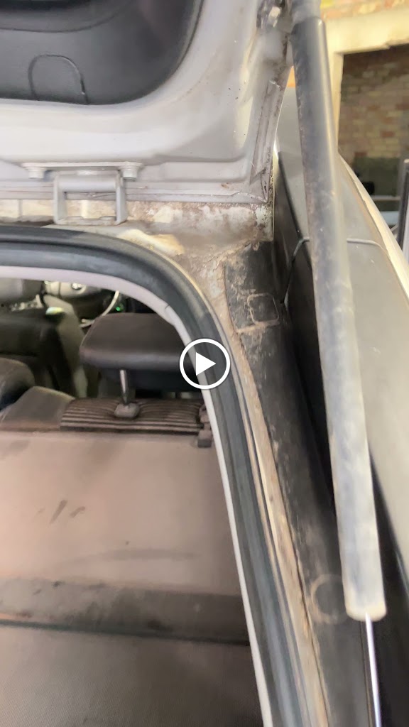 CARVALET RENTAT A MA DE VEHICLES — Videos