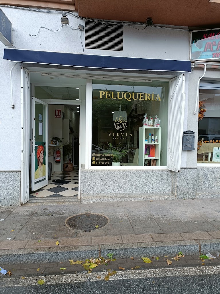 Peluqueria Silvia Castro I Motril — Exterior