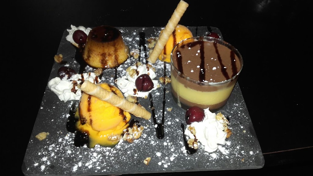 Gastrobar Nua — Comida y bebida