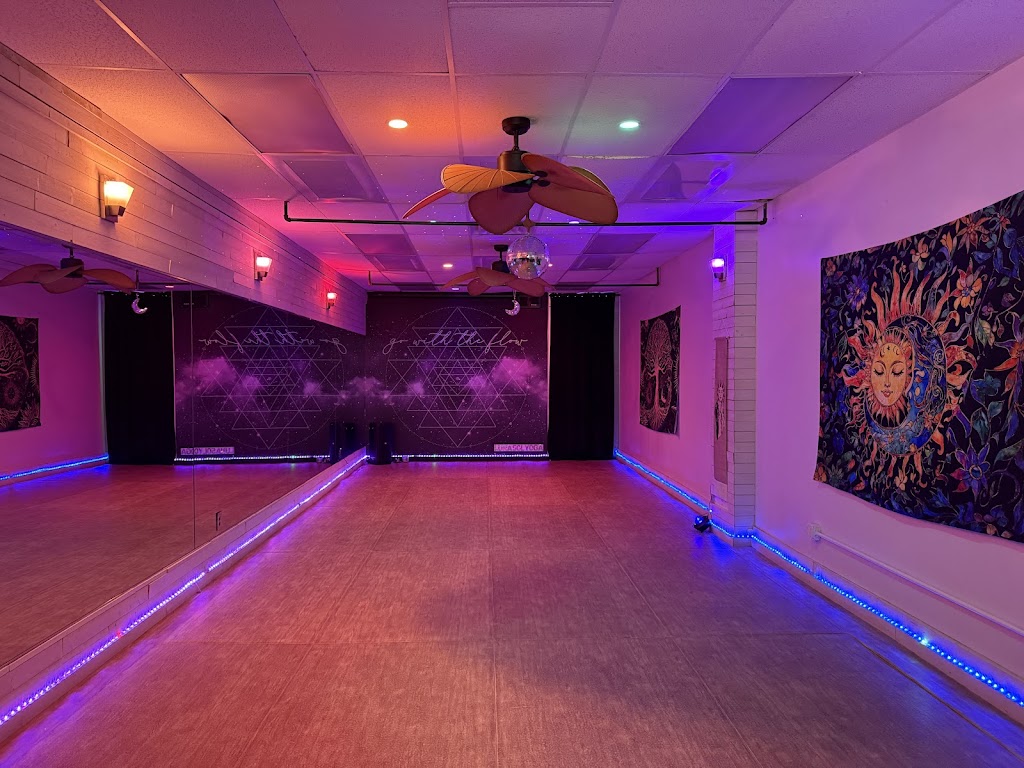  Luna Sol Yoga & Wellness