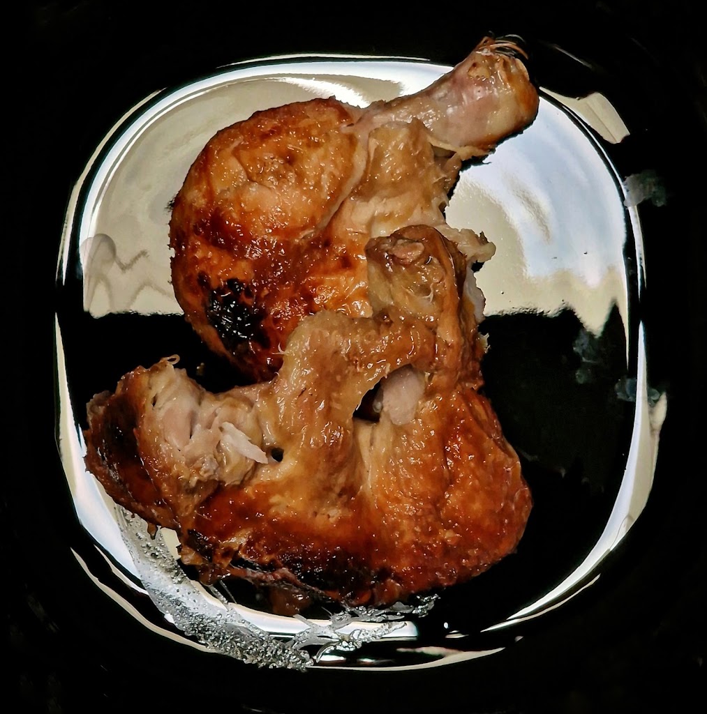 Asador La Maja — Comida y bebida