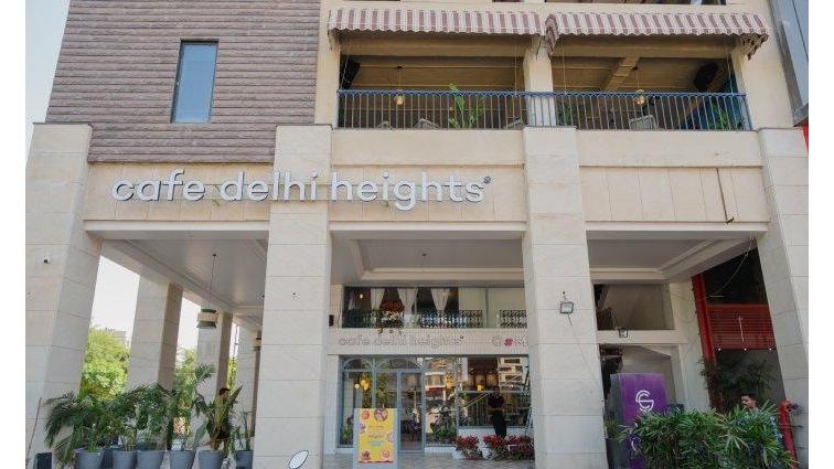Cafe Delhi Heights