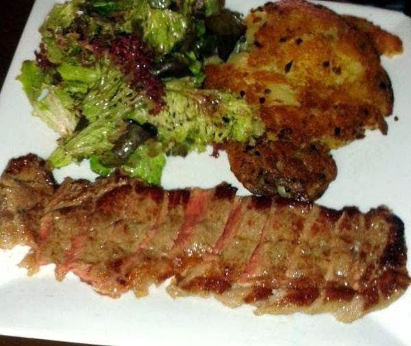 Cerveceria La Llar — Comida y bebida