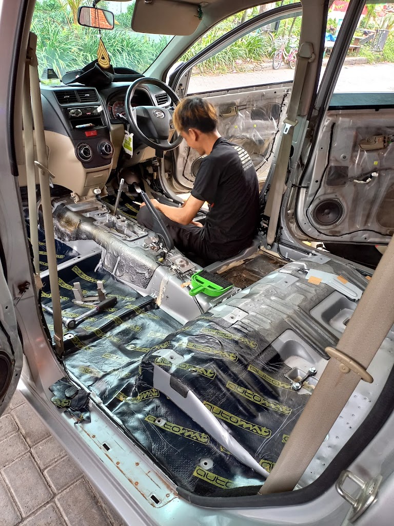 PERMATA JAYA VARIASI Salon Mobil Kaca Film Alarm Power window Central Lock Dobel Din