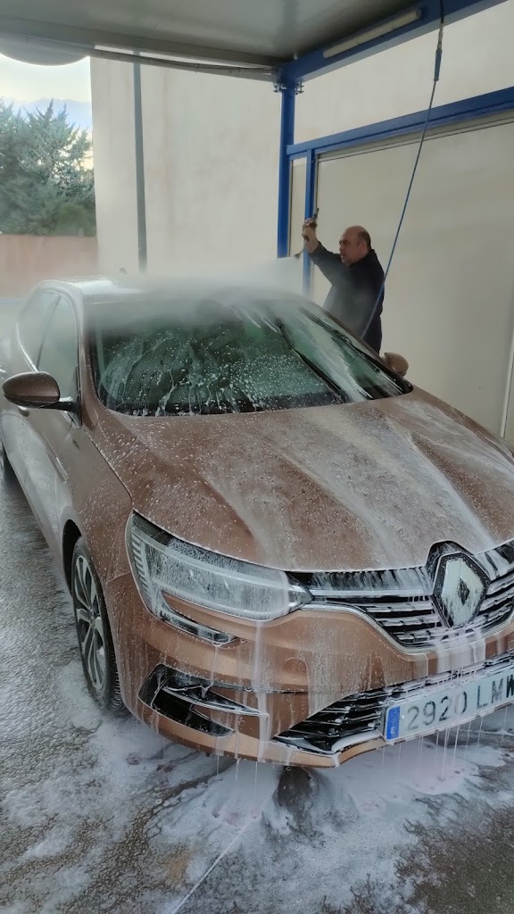 Autolavado Rentat Oliva — Servicio de lavado de coches
