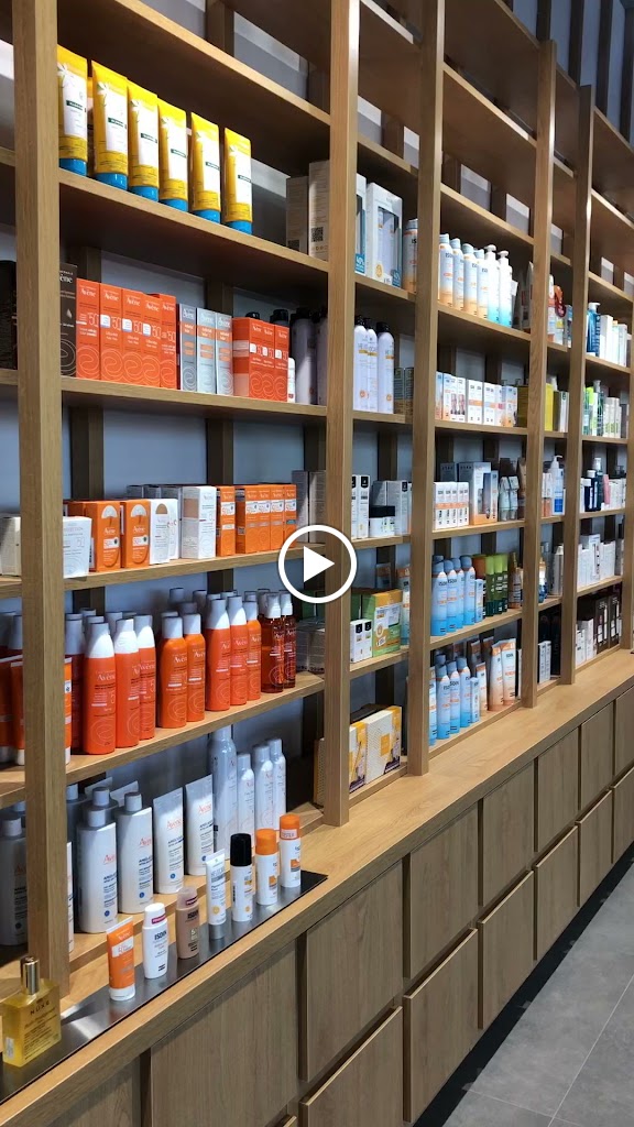 Ines Alguero Farmacia-Gava Mar — Del propietario
