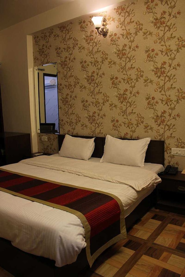 Oyo Mukul Residency