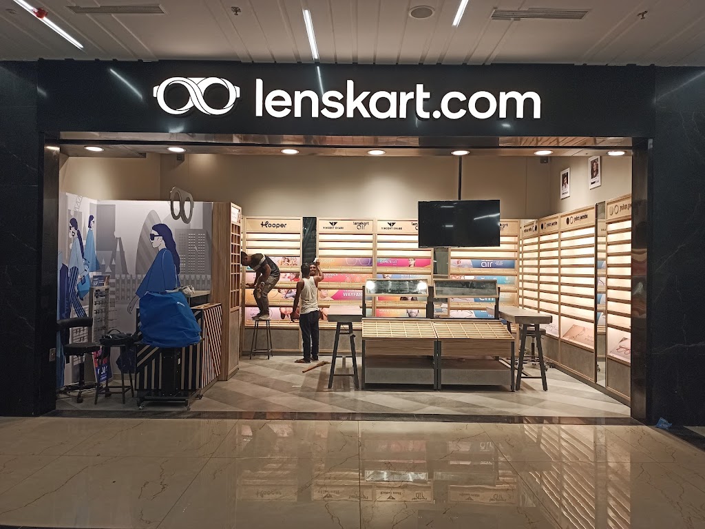 Lenskart Com At Ncs Square Mall Adabari