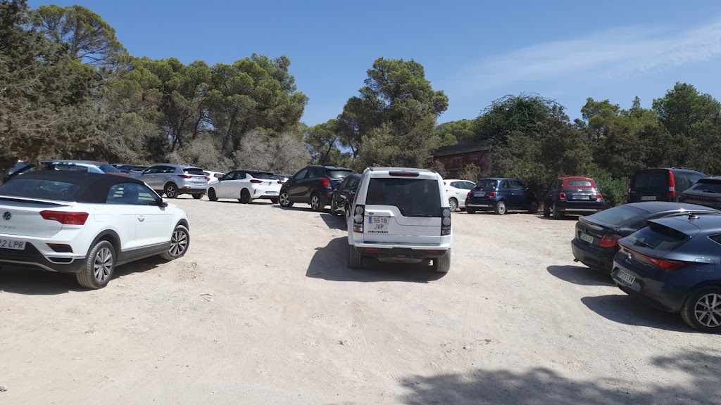 GRACIO Beach Parking