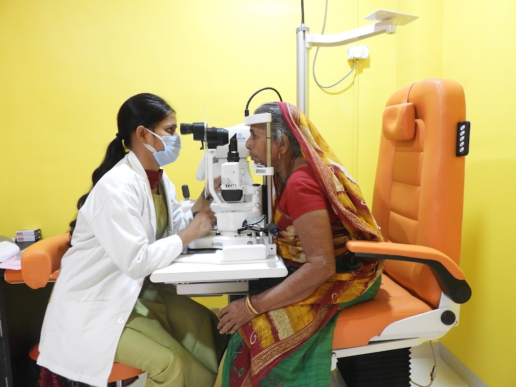 Akhand Jyoti Eye Hospital Hasanpur