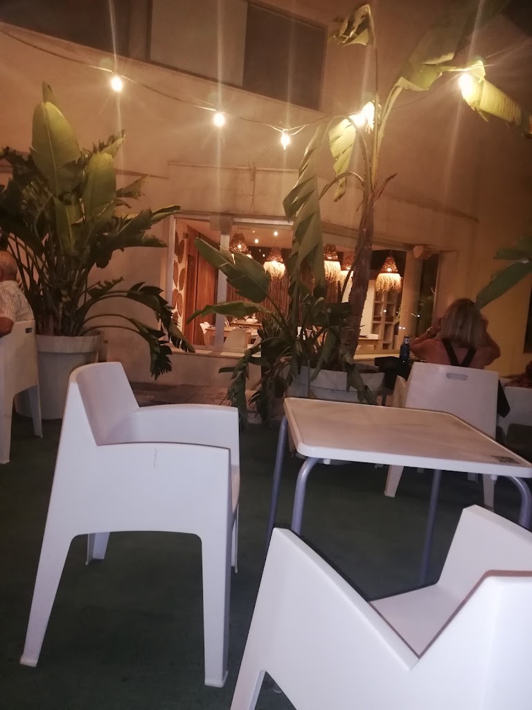 The Office - Gastro Lounge — Ambiente