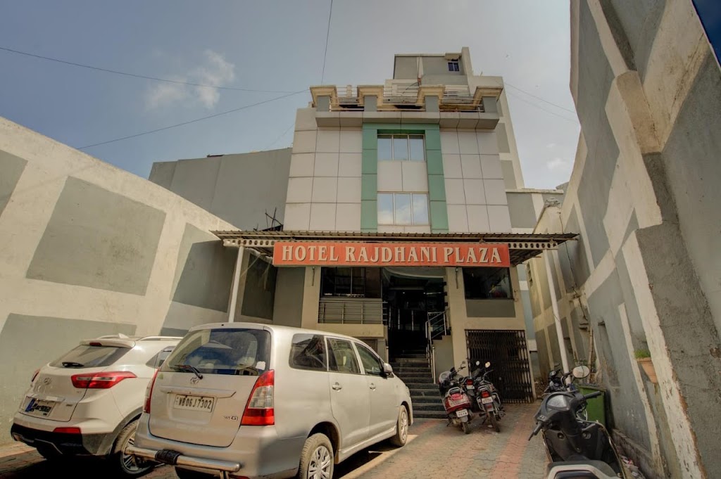Hotel Rajdhani Plaza
