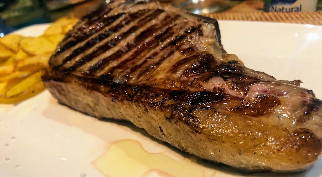 Restaurant D.O. Vic — Comida y bebida