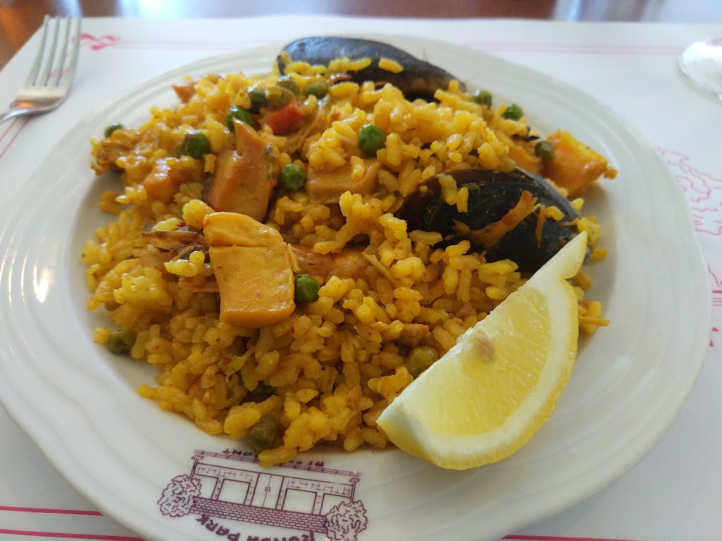 Ronda Park — Paella