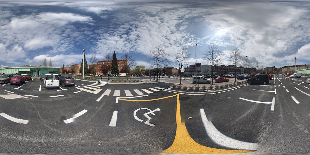 Aparcamiento Ariznabarra — Street View y 360deg