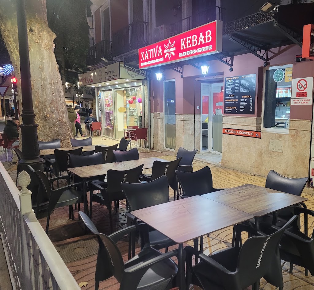 Xativa Kebab y Pizzeria — Ambiente