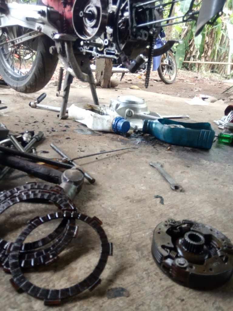 BENGKEL MOTOR ZACKY