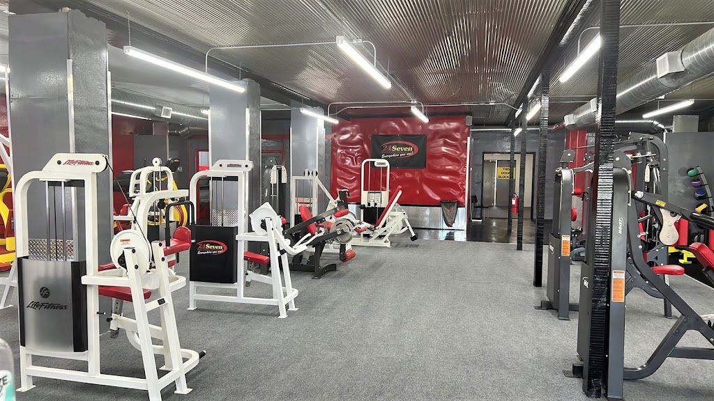  24Seven Family Fitness & Tanning Centers