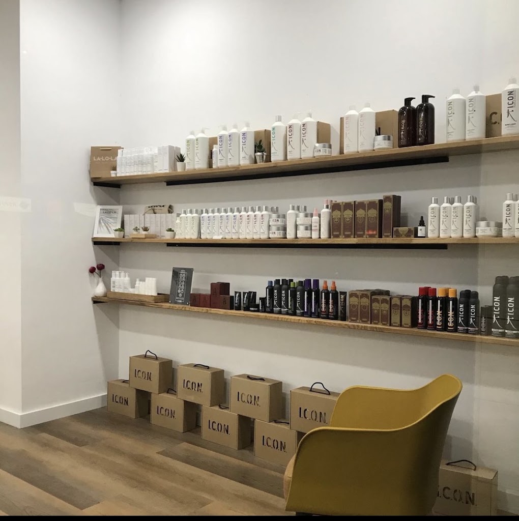 Laura Cubero Peluqueria y Estetica — Del propietario