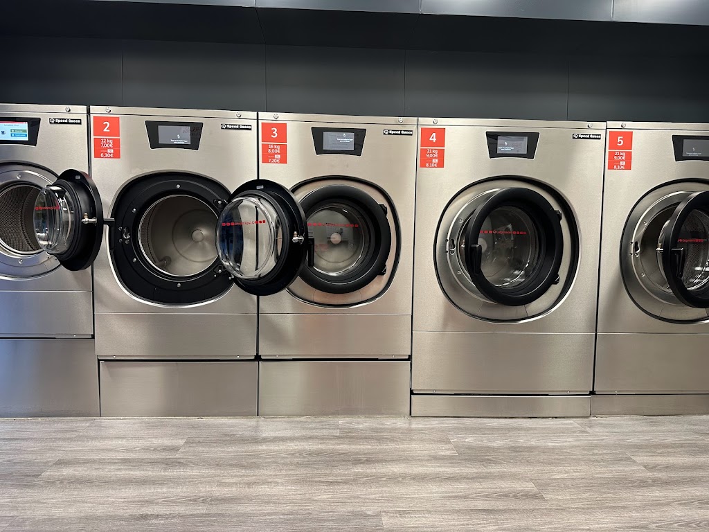 Lavanderia de Autoservicio Speedqueen Santa Brigida