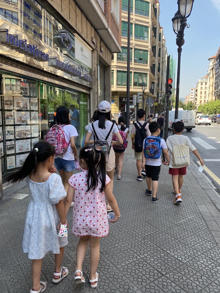 Centro Academico Chino — Del propietario