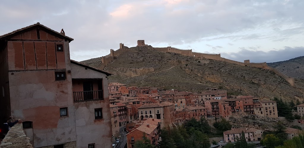 Hotel Montes Universales