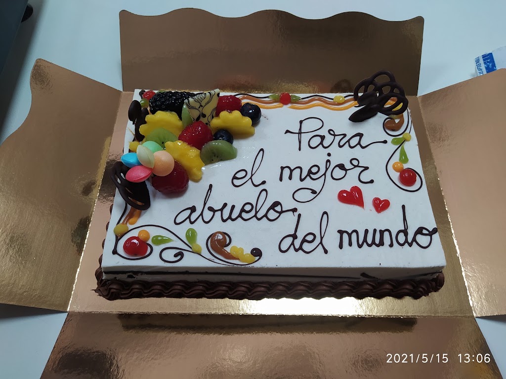 Delicias El Arca — Pastel de cumpleanos