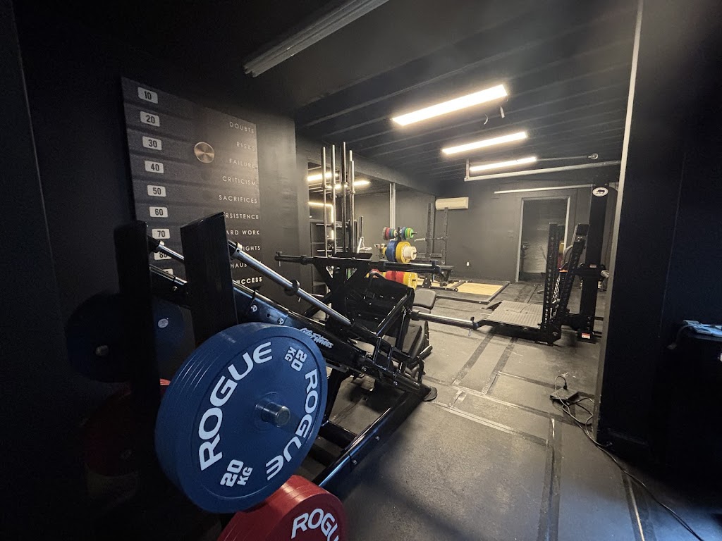  Motiv8 Strength & Performance