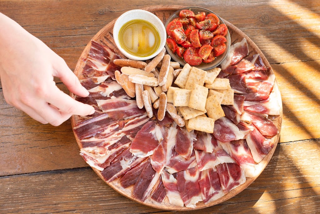 Costacabria — Comida y bebida