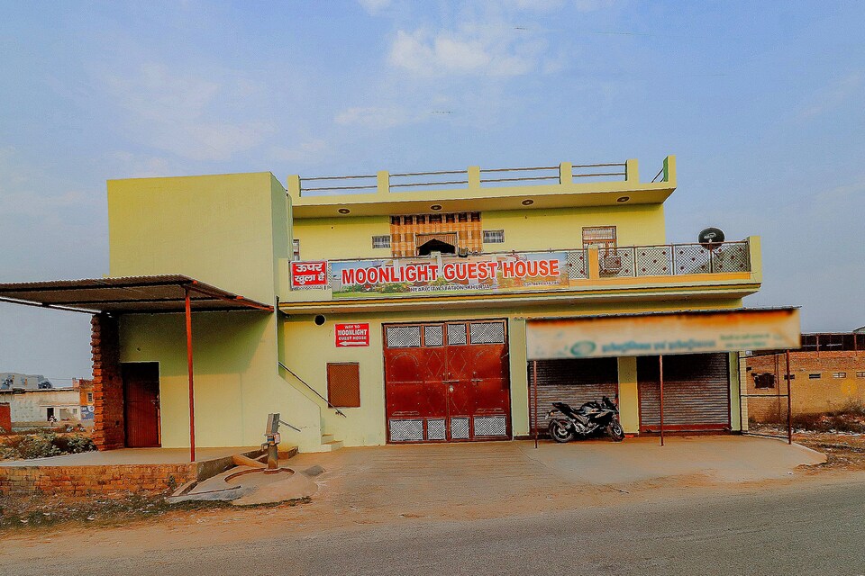 Oyo 78815 Starlight Guest House