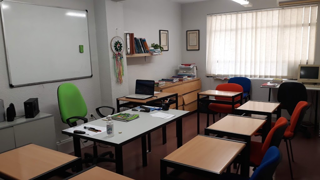 Antonio Maestre ( Teacher Anthony )