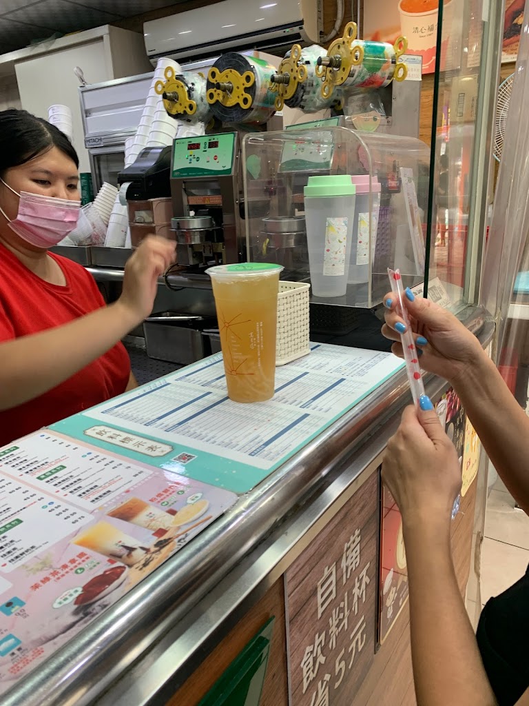 清心福全桃園站前店-珍珠奶茶手搖飲料專賣店 的照片