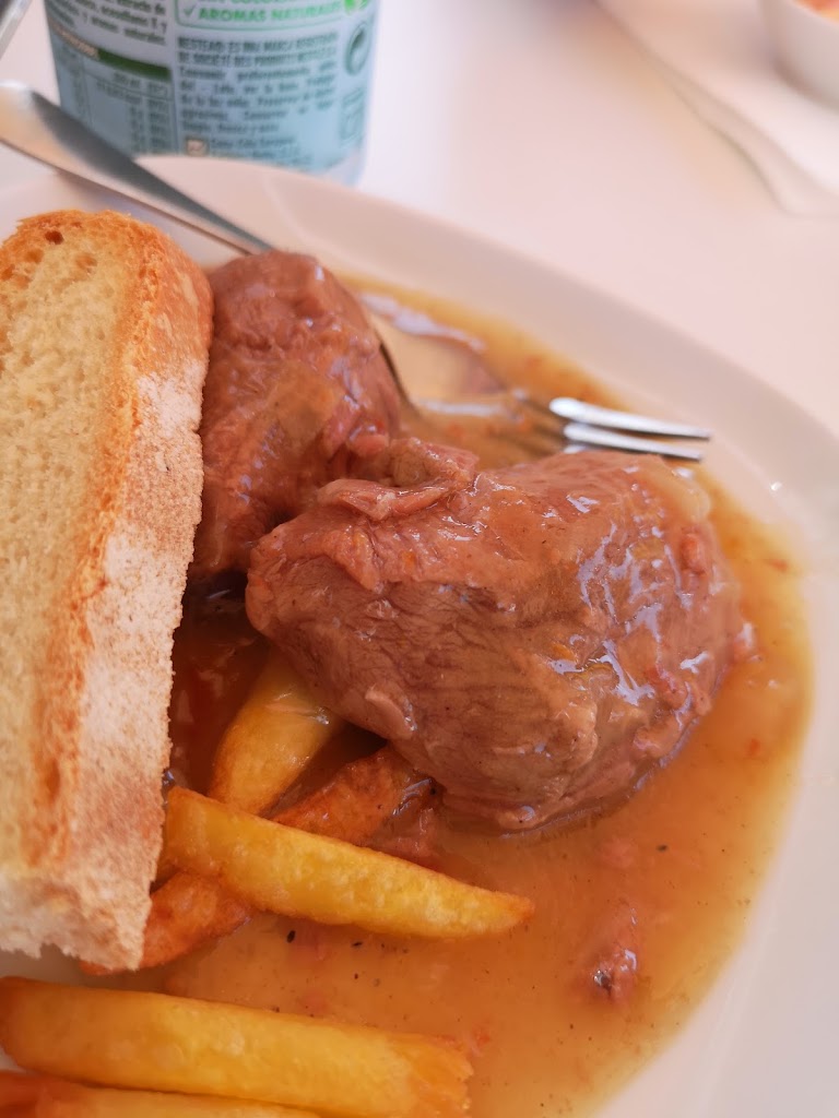 Bar los Arcos — Comida y bebida