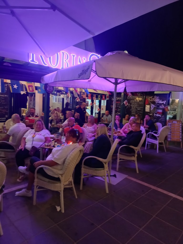 Robinson Cocktail Bar — Ambiente