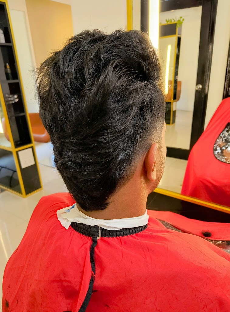 Fiora Family Beauty Salon Unisex Salon Kakkanad Bridal Makeup Kochi Ladies Beauty Parlour Kakkanad Gents Salon Kakkanad