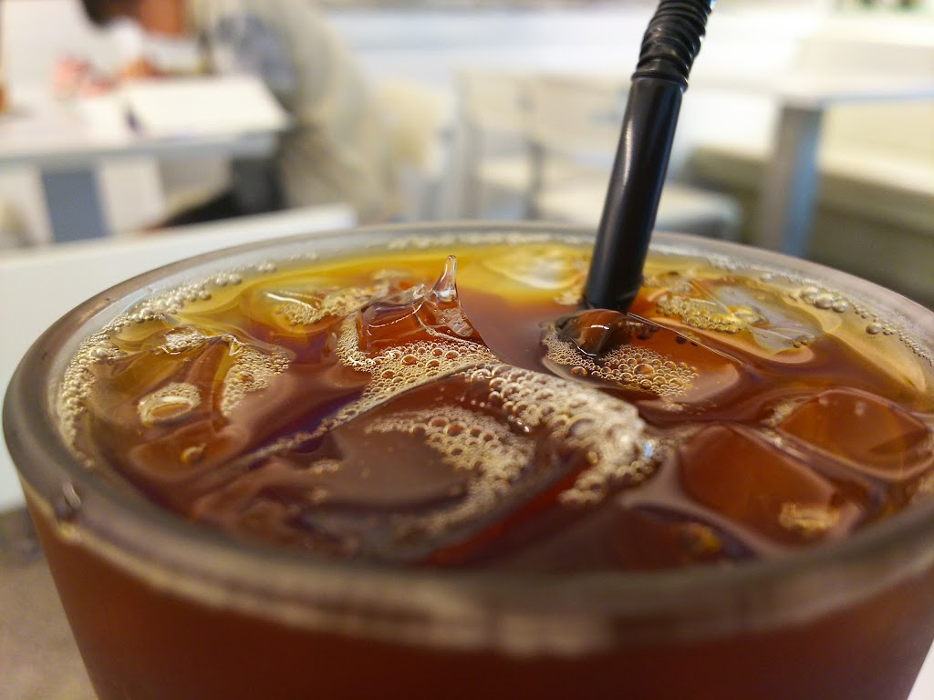 紅玉堤運動彩券行 的照片