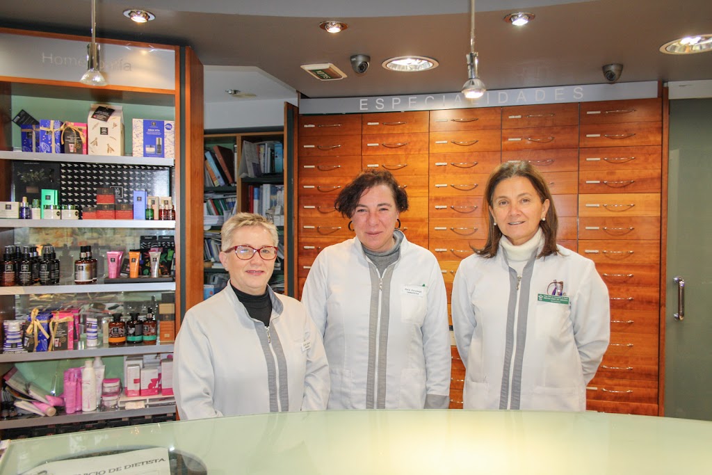 Farmacia Pamplona - Nieves Fernandez de Arcaya Farmacia 12 Horas. Dietetica y nutricion.