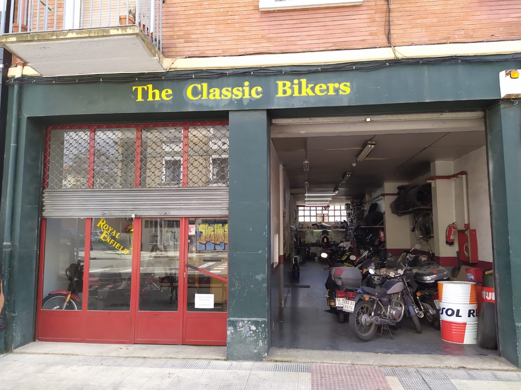 The Classic Bikers — Exterior