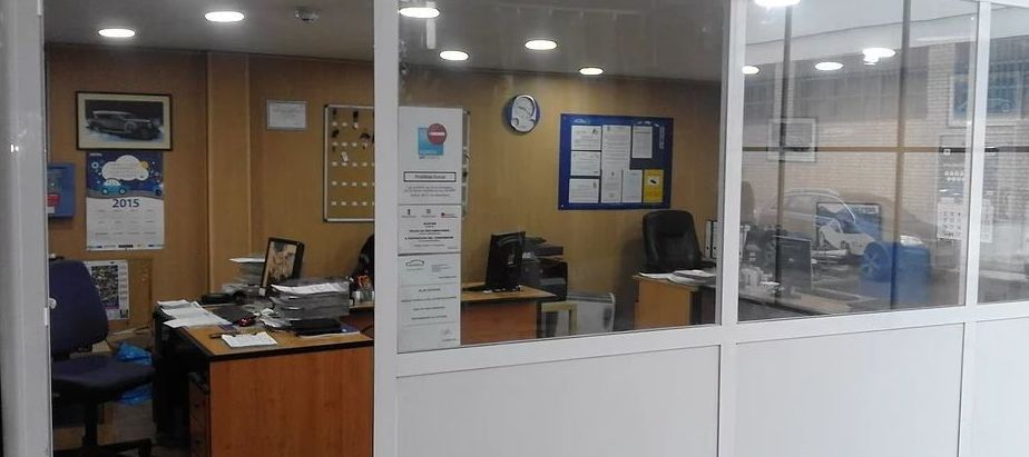 Boxes Intergralcar — Interior