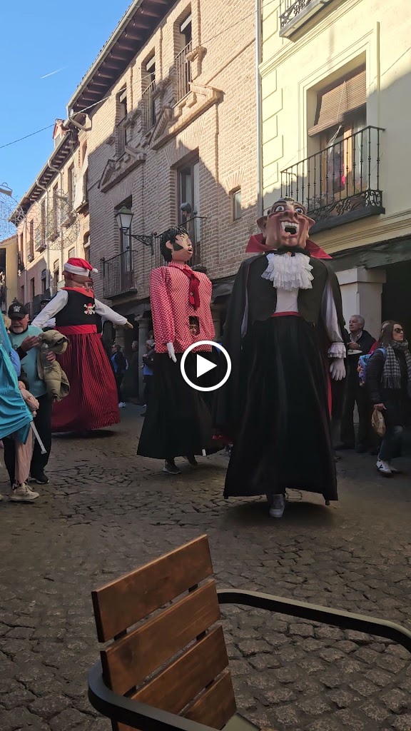 Vida Mia Bar — Videos