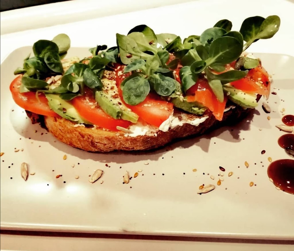 La Continental Coffee, Beer & Food — Comida y bebida