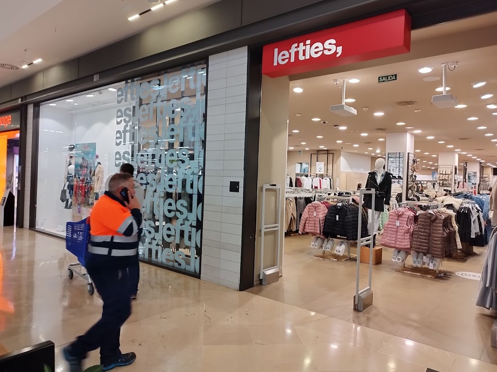 Centro Comercial La Veronica