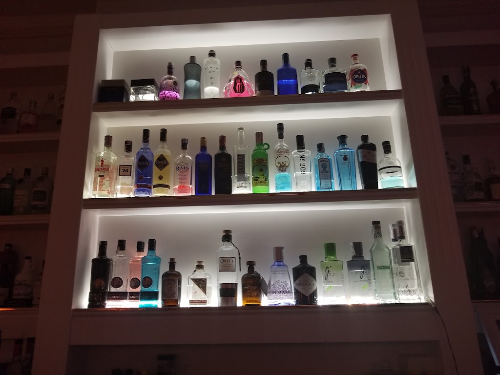 Alchimia gin club — Ambiente