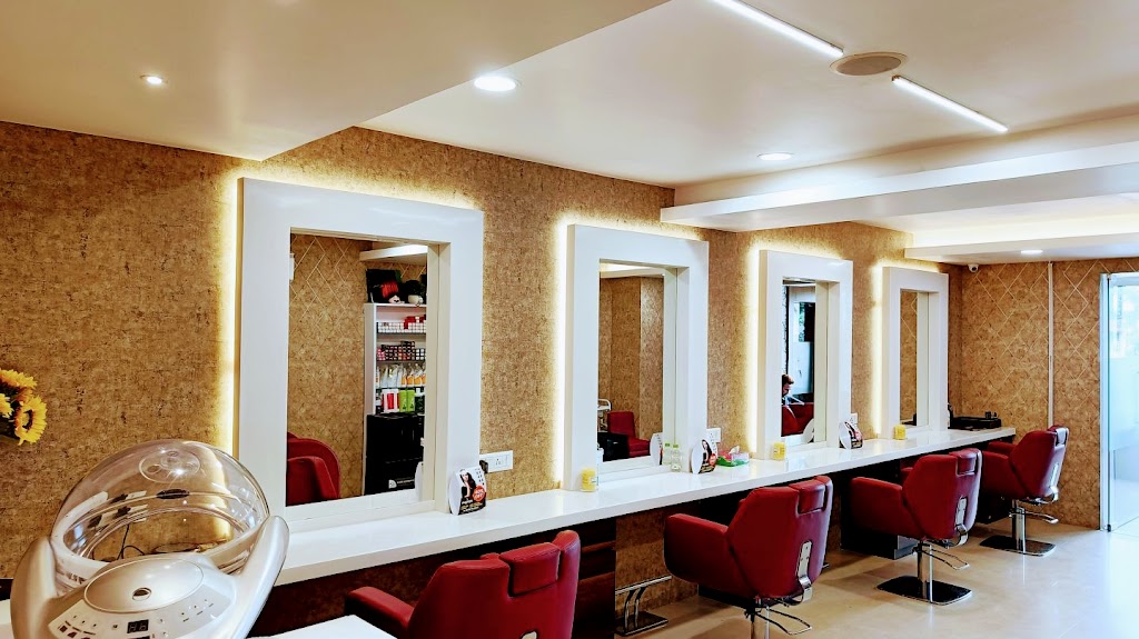 Pamper Beauty Salon