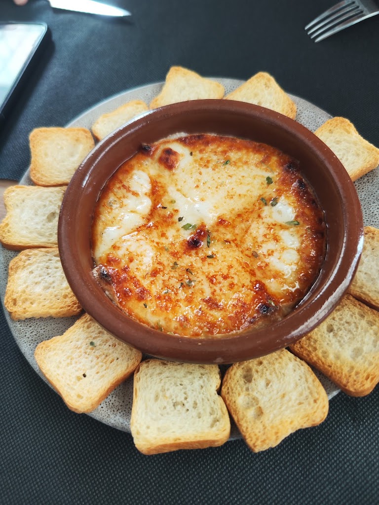 La Creazione Forno Napoletano — Comida y bebida