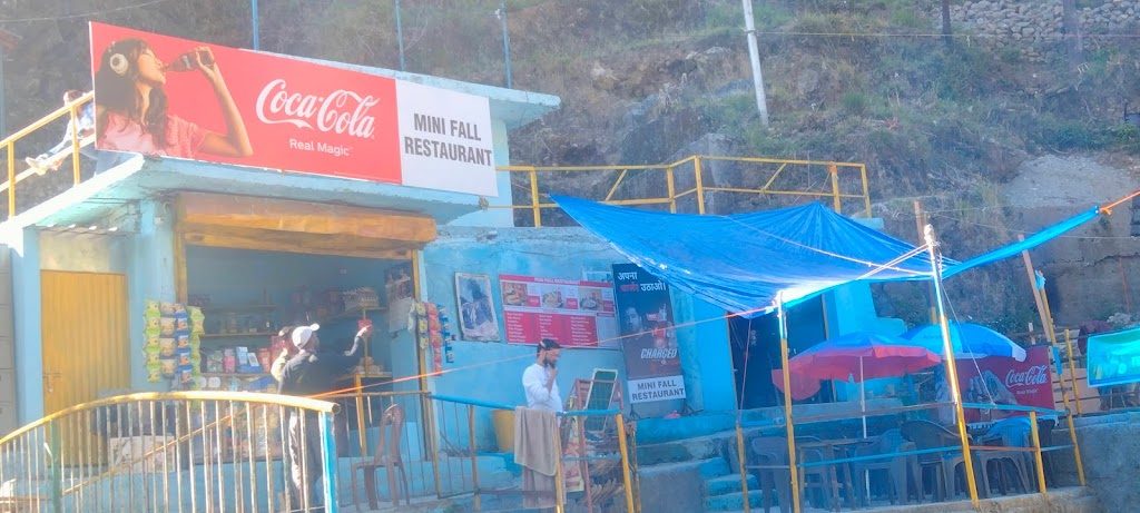 Mini Fall Restaurant Cafe