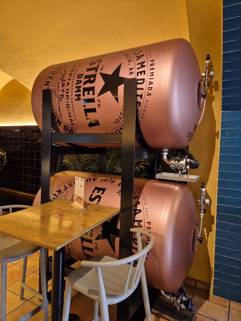 Tank, la birra i els entrepans de Banyoles — Mas recientes
