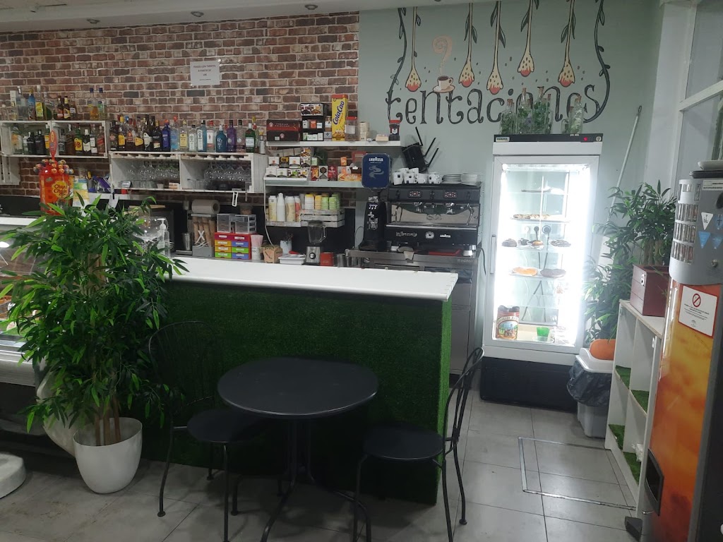 Heladeria Cafeteria Tentaciones — Ambiente
